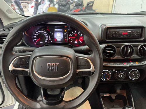 Fiat Cronos 1.0 Flex 4p