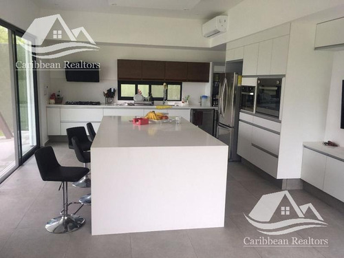 Imagen 9 de 30 de Casa En Venta En Lagos Del Sol Cancún N-emv312