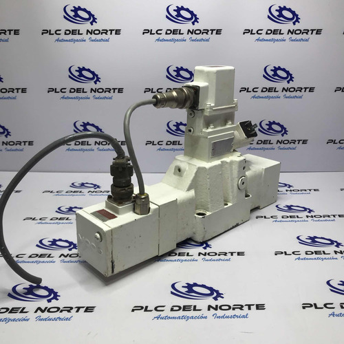 Moog J061-111a Servo Válvula J662c120 B97012-024 (Usado)