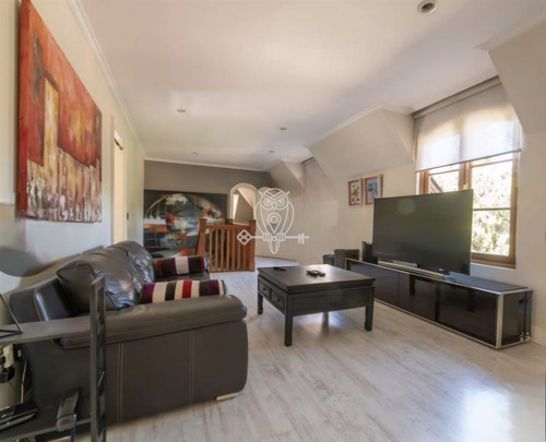 Casa Estilo Ingles En Venta De 7 Dorm. Las Brisas En Colina