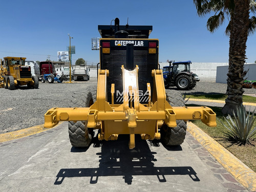 Motoconformadora Caterpillar 140h 2003