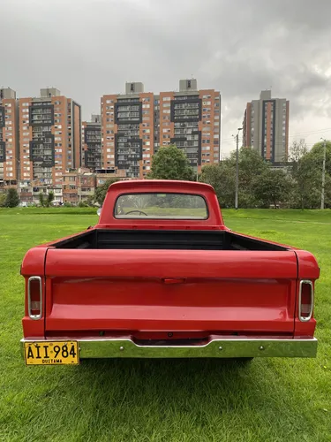 F-100 2400cc Motor 6 En Línea Excelentes Condiciones.