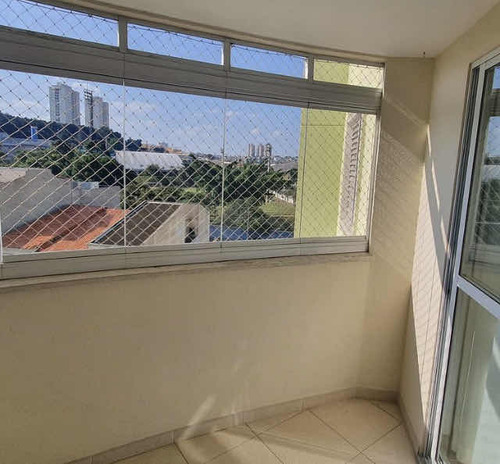 Apto 71 M2 Condomínio Club Aceita Permuta
