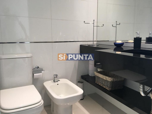 Imagen 14 de 19 de Apartamento En Alquiler Anual
