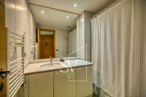 Espectacular Departamento Con Amplios Espacios Y Gran Parque