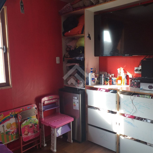 Casa En Venta De 4 Dorm. En La Florida