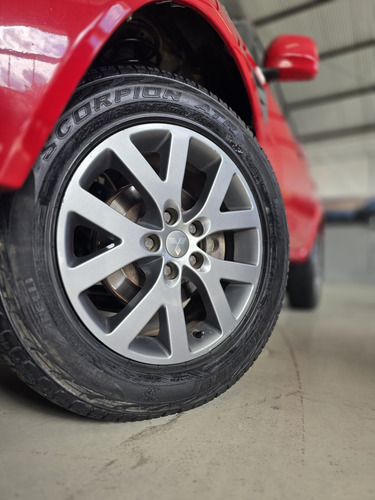 Mitsubishi Pajero TR4 2.0 4x2 Flex Aut. 5p