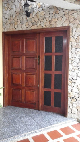 Imagen 2 de 14 de Se Vende Casa En Urb. Las Delias