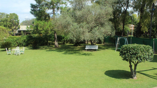 Imagen 4 de 12 de Funes Casa Quinta ,precio Por Noche $30.000minimo1 Semana(consultar Precio Menos Dias)