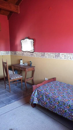 Imagen 10 de 15 de Confortable Casa Quinta En Venta En El Centro De Fco. Álvarez