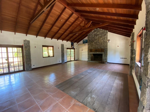 Imagen 14 de 14 de Venta: Casa De 5 Dormitorios, En Amplio Padrón En Carrasco