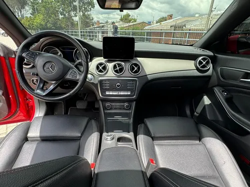 Mercedes Benz Cla 180