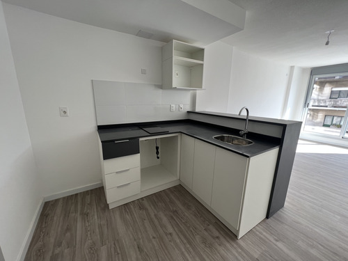 Imagen 8 de 12 de Venta De Monoambiente En Level 2, Cordón