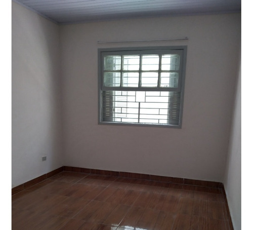 Imagem 4 de 14 de Casa Térrea 2 Quartos, 2 Banheiros, Edícula, 3 Vagas Fl54