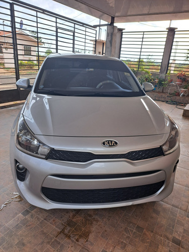 Imagen 6 de 8 de Kia Rio 2020 Rio 2020 Automático