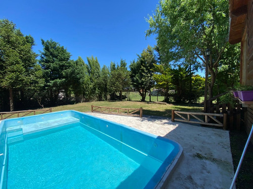 Imagen 11 de 12 de Casa Estilo Cabaña! Dueño Vende!!!,4 Amb, Pileta!oferta!!