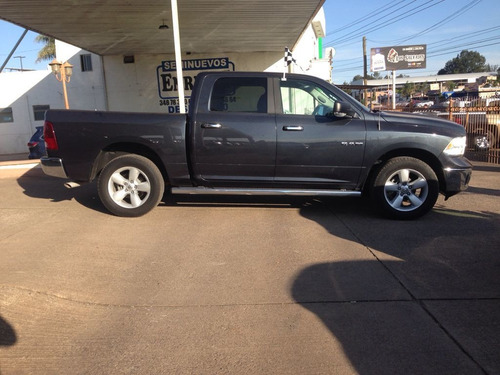 Imagen 2 de 15 de Dodge Ram 1500 Crew/cab 4x4 V6 Aut 2016 Azul Acero