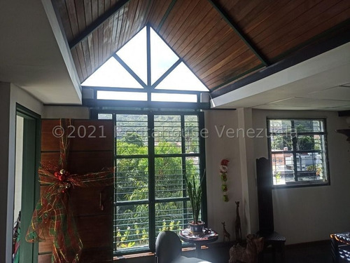 Imagen 19 de 25 de Casa En Venta La Trinidad Jesús Enrique Díaz 22-12473 Caracas Baruta