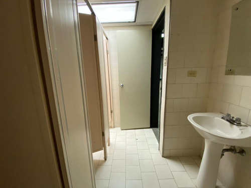 Imagen 8 de 8 de Se Vende Local Comercial 3o/2b/3p 350m² La Lagunita