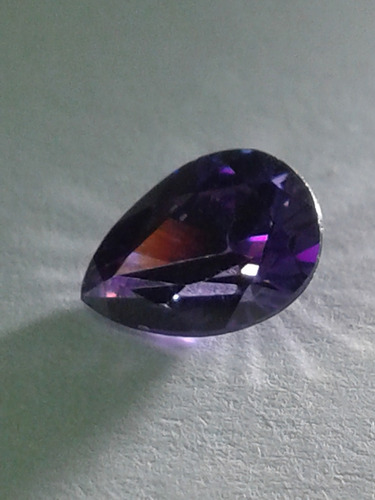 47 Se Vende Zircon Color Amatista Forma De Gotas Original