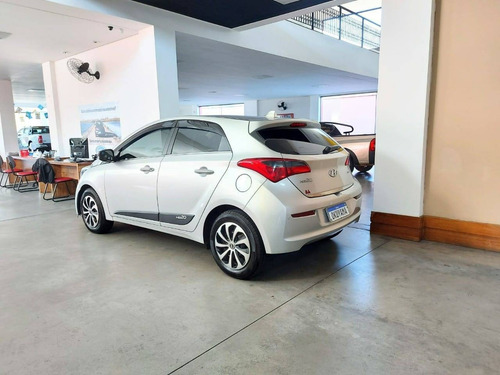 Hyundai Hb20 1.0 Comfort 12v Flex 4p Manual