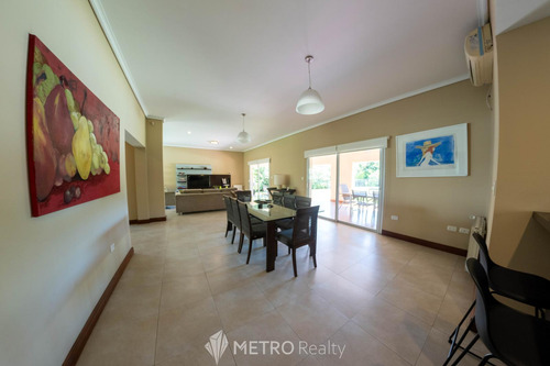 Casa En Venta 5 Ambientes En Lujan La Concepcion