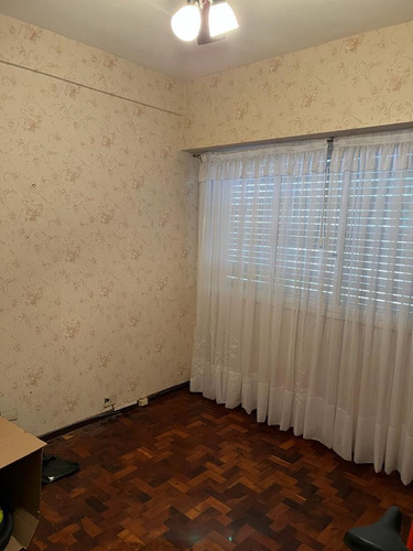 Departamento En Venta Ubicado En Balvanera, Capital Federal, Buenos Aires