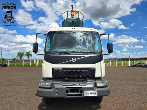 Volvo Vm 330 Ano 2022 Traçado Bombeiro De 20.000l Sem Uso.