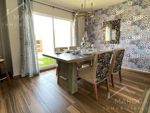 Imagen 5 de 23 de Casa En Pachuca Con Jardín En Fraccionamiento Privado Tenemos Promociones Para Ti.!