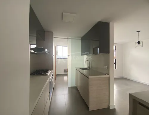 Apartamento En Arriendo En Los Balsos. Cod A776132