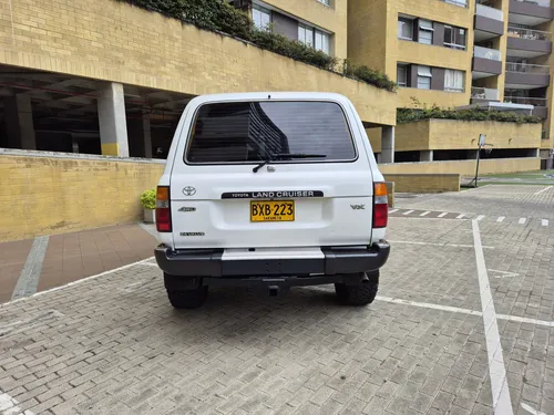 Toyota Burbuja LC80 4.5 VX FZJ80