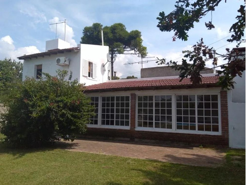 Casa En Venta - 1 Dormitorio 1 Baño - 600mts 2 - Villa Parque Sicardi, La Plata