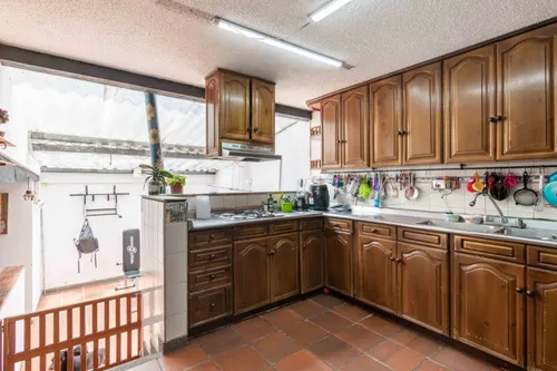 Casa En Venta En Las Villas. Cod V7173
