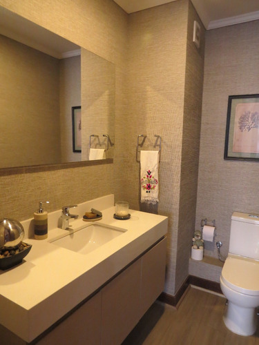Acogedor, Amplio, 3d / 2b Calle Del Candil