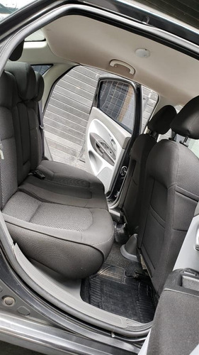 Fiat Linea Essence 1.8 Flex 2013
