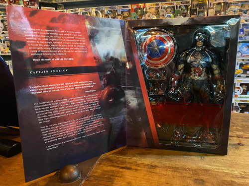 Play Arts Kai Captain America // Original // (Usado)