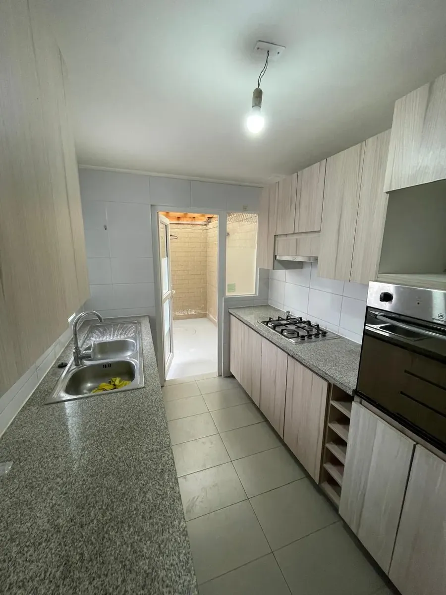 Imagen 2 de 16 de Se Vende Espléndida Casa Con Tremenda Ubicación