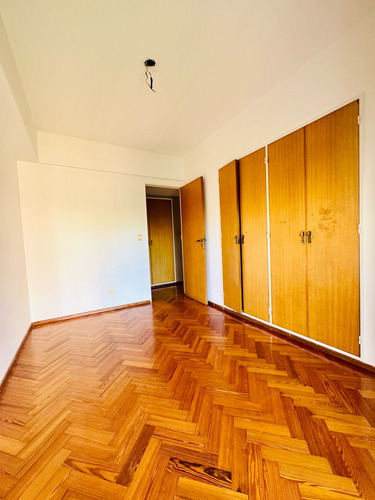 Departamento En Venta ,cochera Y Baulera En Belgrano R. Oportunidad