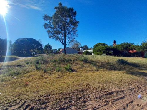 Imagen 6 de 12 de Venta De Lote En Esquina Calle 85 Y 6 Mar Del Tuyu Excelente Zona!!