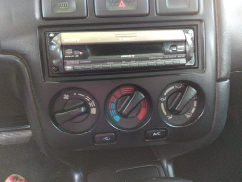 Nissan Primera Gxe 2.0