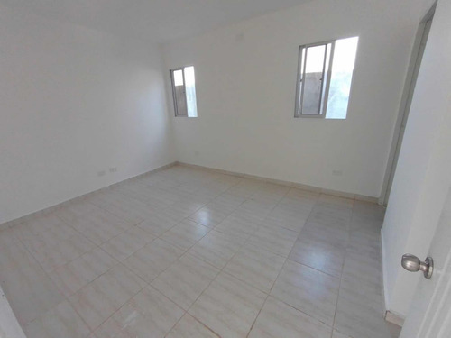 Casa Nueva Ubicada En Caleta, La Romana