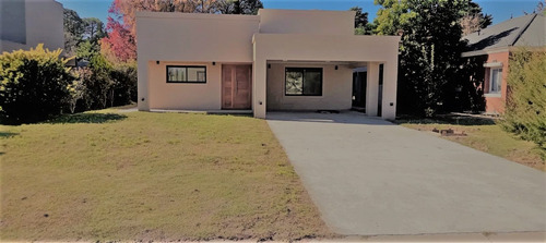 Imagen 25 de 30 de Venta Casa Quinta Lujan Del Sol Impecable Permuta