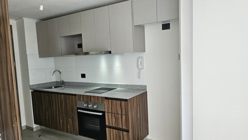 Estudio A Estrenar, En Edificio Centenario 1 (metrofranklin)