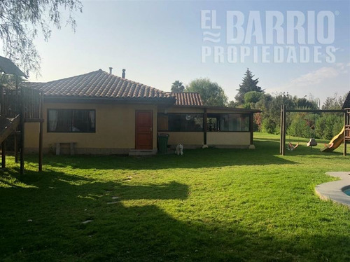 Imagen 2 de 30 de Casa En Venta De 5 Dorm. En Colina