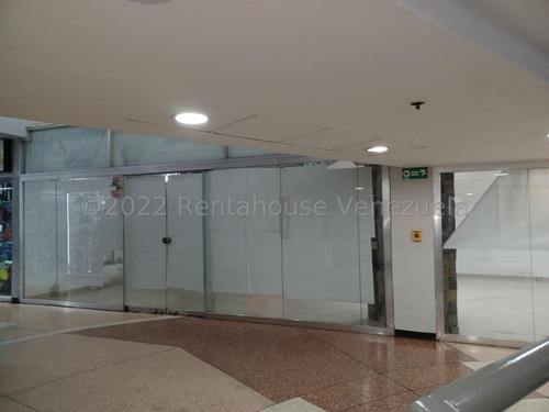 Imagen 3 de 10 de Local Comercial De 124m2 En Alquiler En El C.c. Galerias Ávila En San Bernardino / Carolina Garayburu 04123188826 / 23-11765