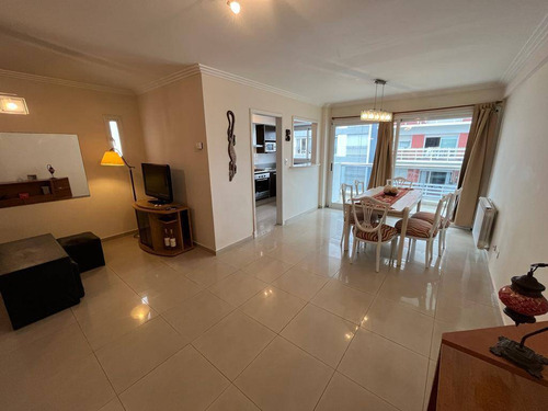 Venta Departamento Con Cochera Y Baulera En Delfi I. Plaza Mitre