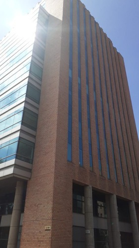 Imagen 2 de 15 de Amplia Oficina En La Concepción, Providencia