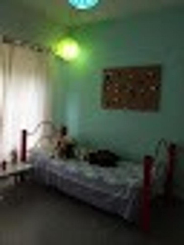 Casa Tipo Quinta En Moreno De 4 Ambientes