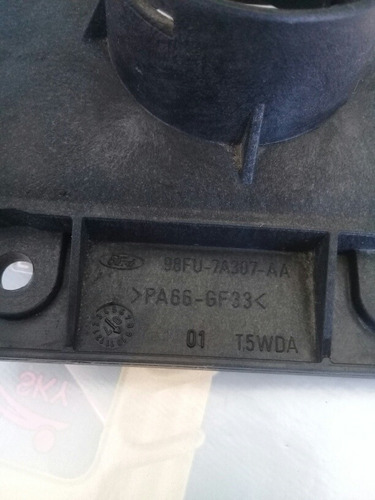 Imagen 3 de 6 de Base De La Palanca Ford Fiesta (balita) Original