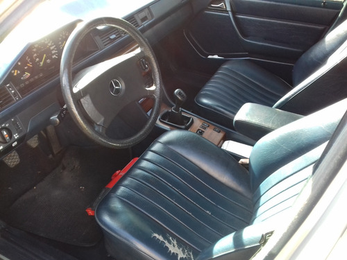 Imagen 7 de 15 de Mercedes Benz E 300 W124. Caja Manual. Excelente Oportunidad